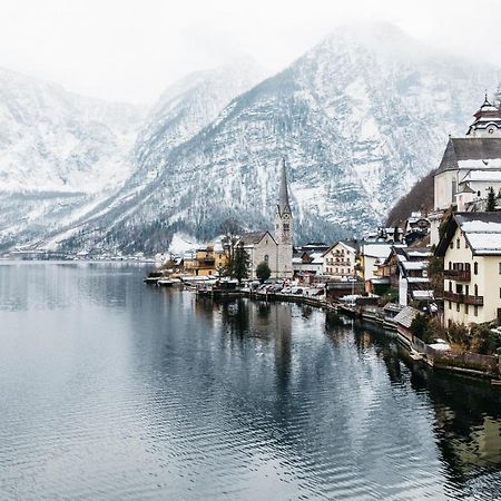 Haus Am Hof - 15Th Century House At The Lake, Near The Marketplace, With A Balcony Hallstatt Zewnętrze zdjęcie