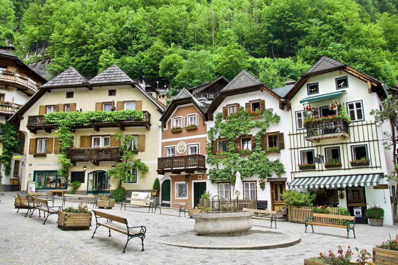 Haus Am Hof - 15Th Century House At The Lake, Near The Marketplace, With A Balcony Hallstatt Zewnętrze zdjęcie
